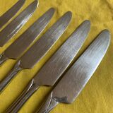 Set of 6 folded metal knives