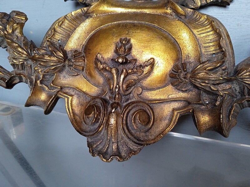 Pediment ornament gilded bronze furniture st Louis XV