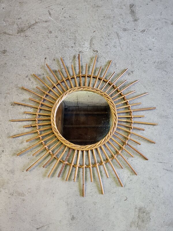 Round rattan mirror 1970
