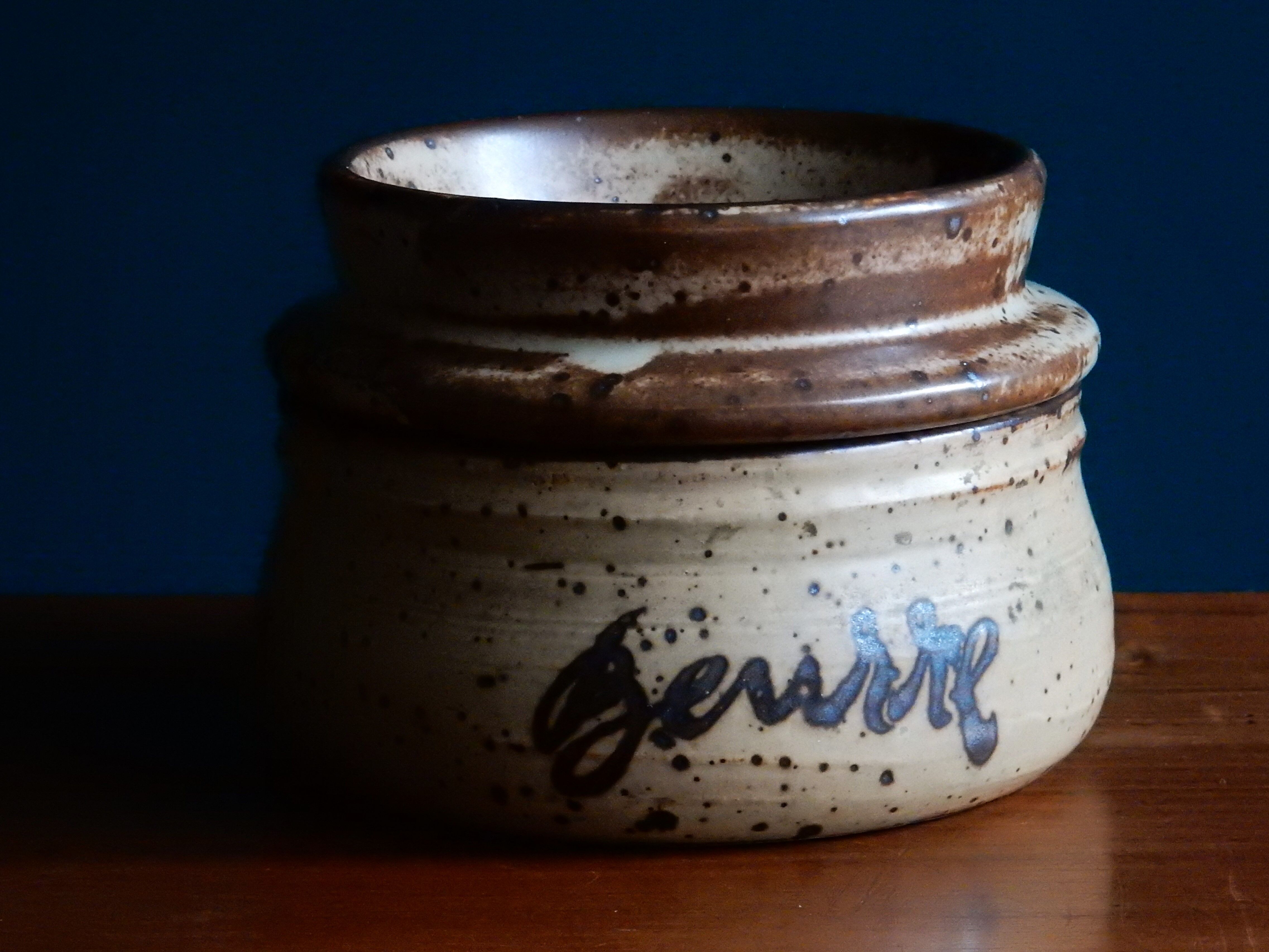 Waterdish in artisanal pyrite stoneware
