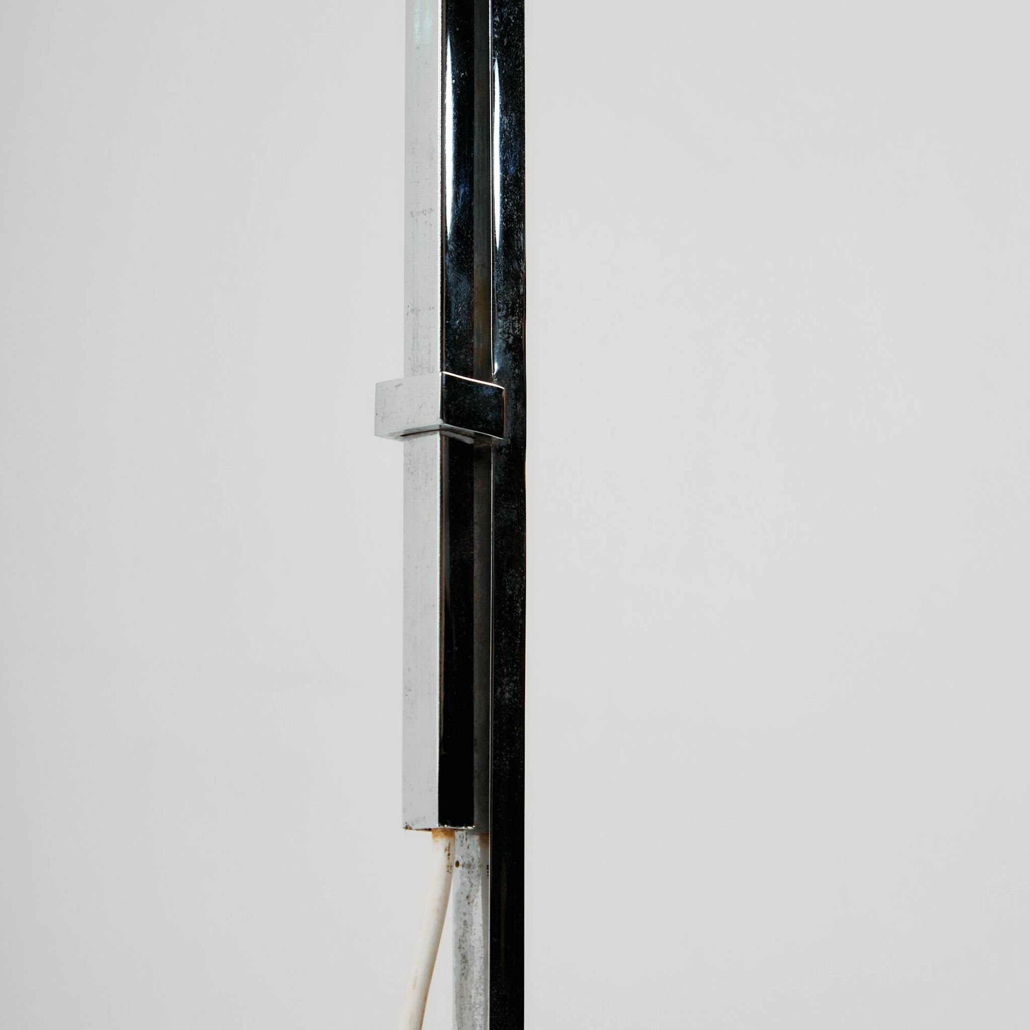 Lampadaire chromé