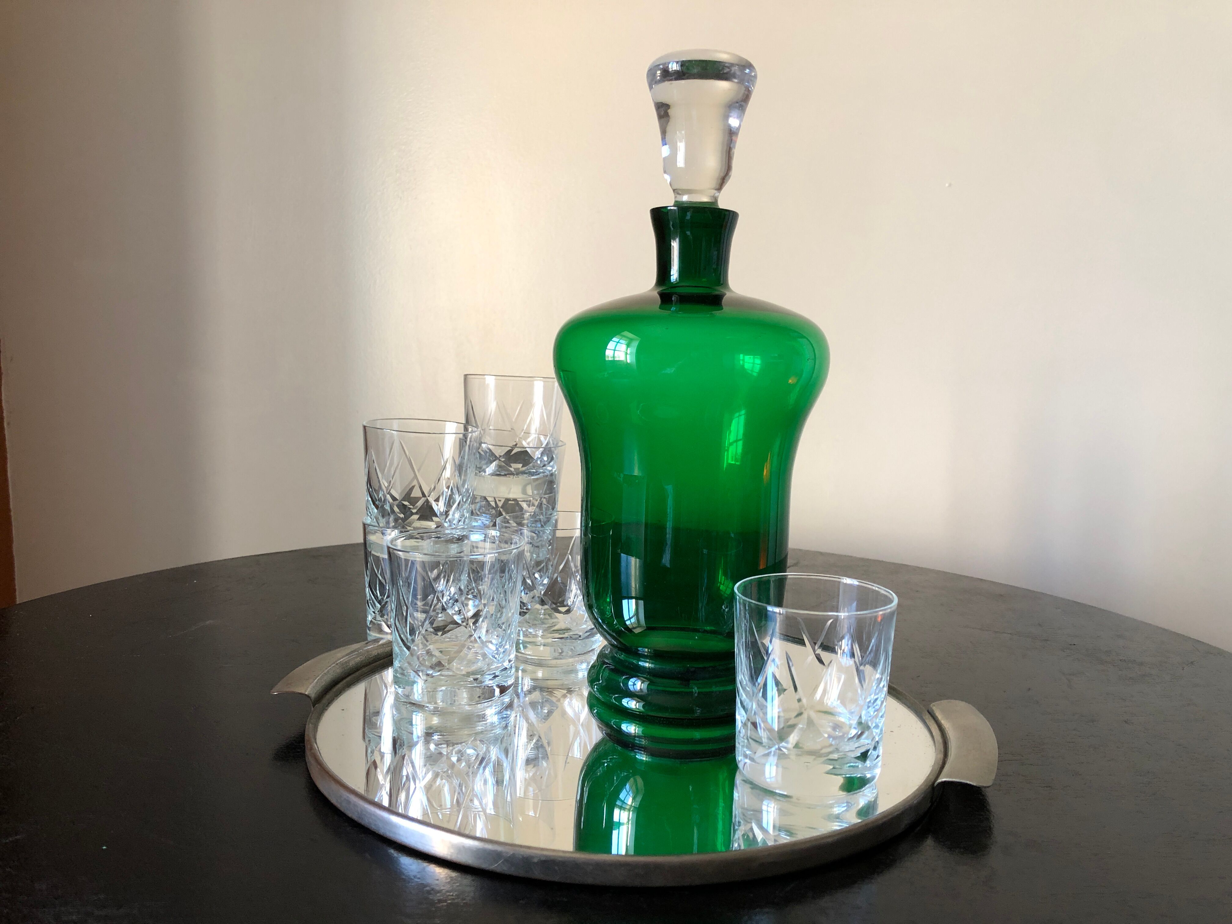 Carafe verte 1930