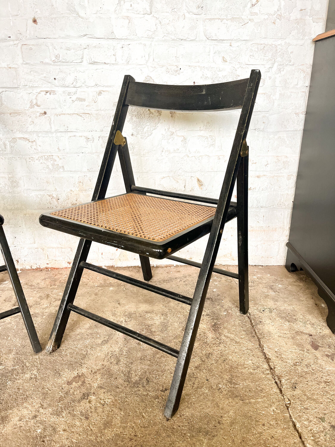 Ancienne paire de chaises pliantes cannage