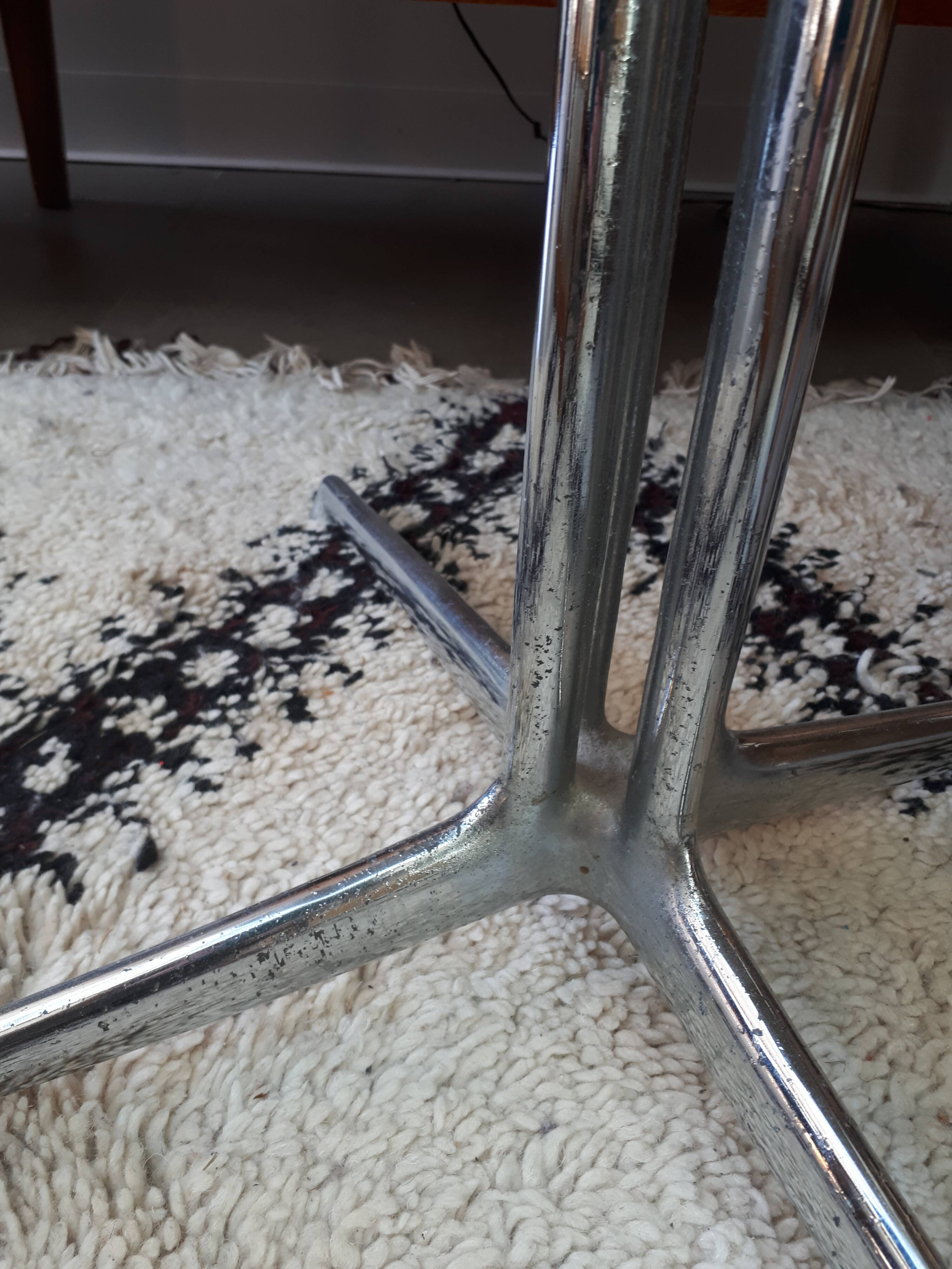 Fonda chair by Eames for Herman Miller of the 1970