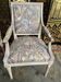 Paire de fauteuils cabriolets de style Louis XVI