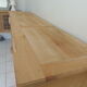 Buffet de belle facture en bois brut, 2 portes , 3 tiroirs .