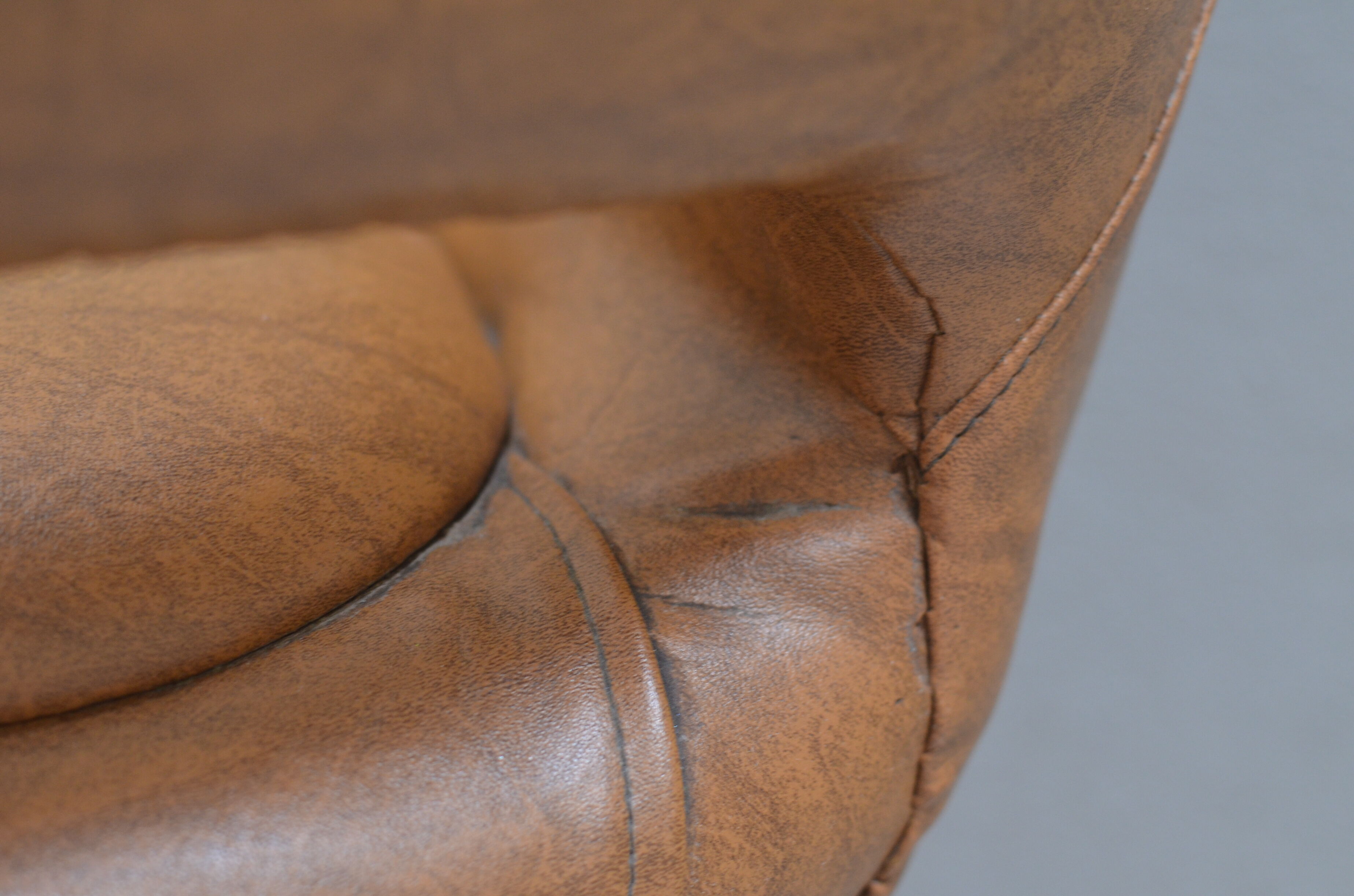 Swiveling Armrest Chair, by Niko Kralj 1970s