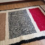 Handmade Moroccan wool rug, size 150 x 250 cm