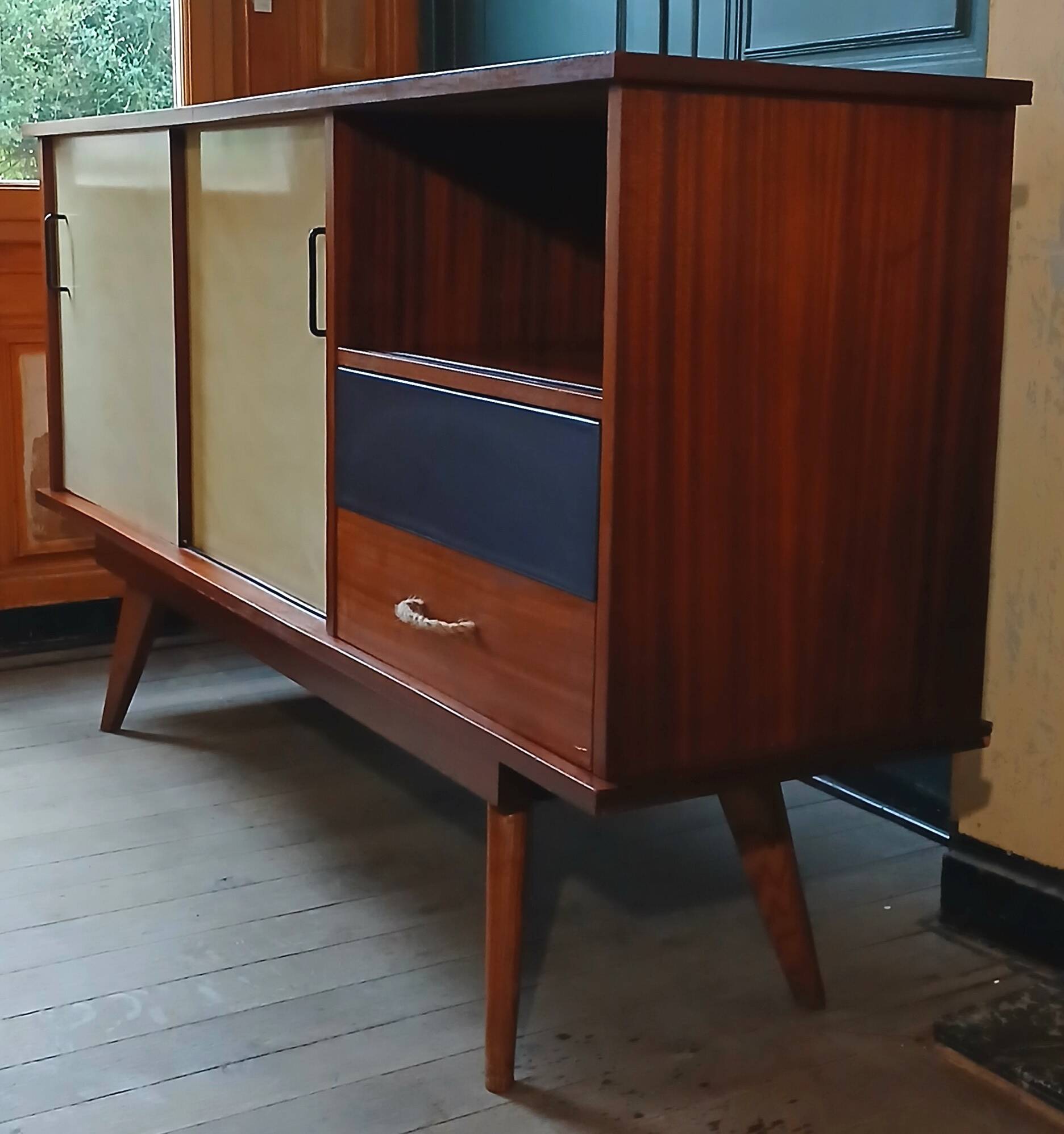 Sideboard with compass feet in wood and formica