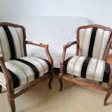 Paire de fauteuils cabriolets