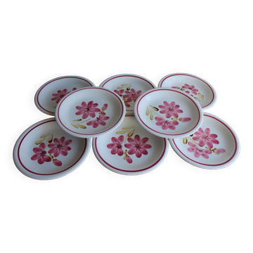 8 Antique plates in floral ceramics