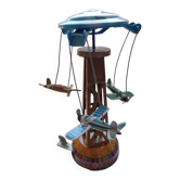 Carousel 3 metal planes