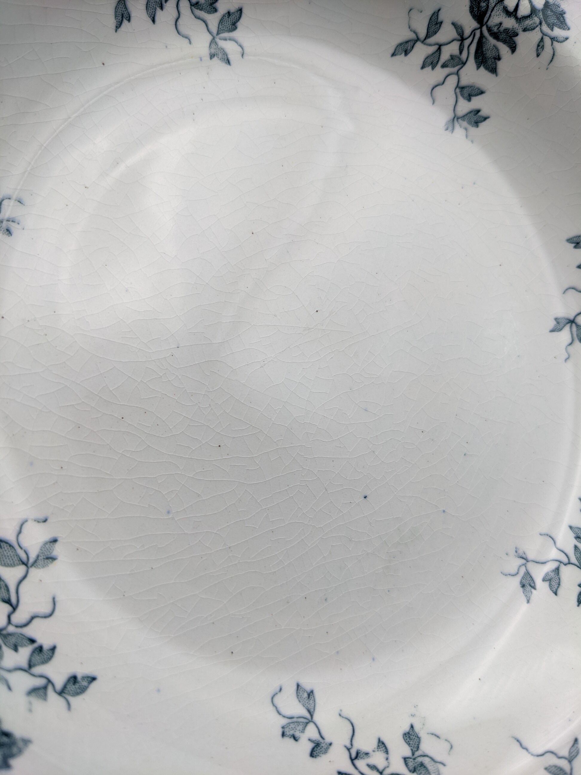 3 hollow plates iron earth Moulin des Loups Hamage Spring