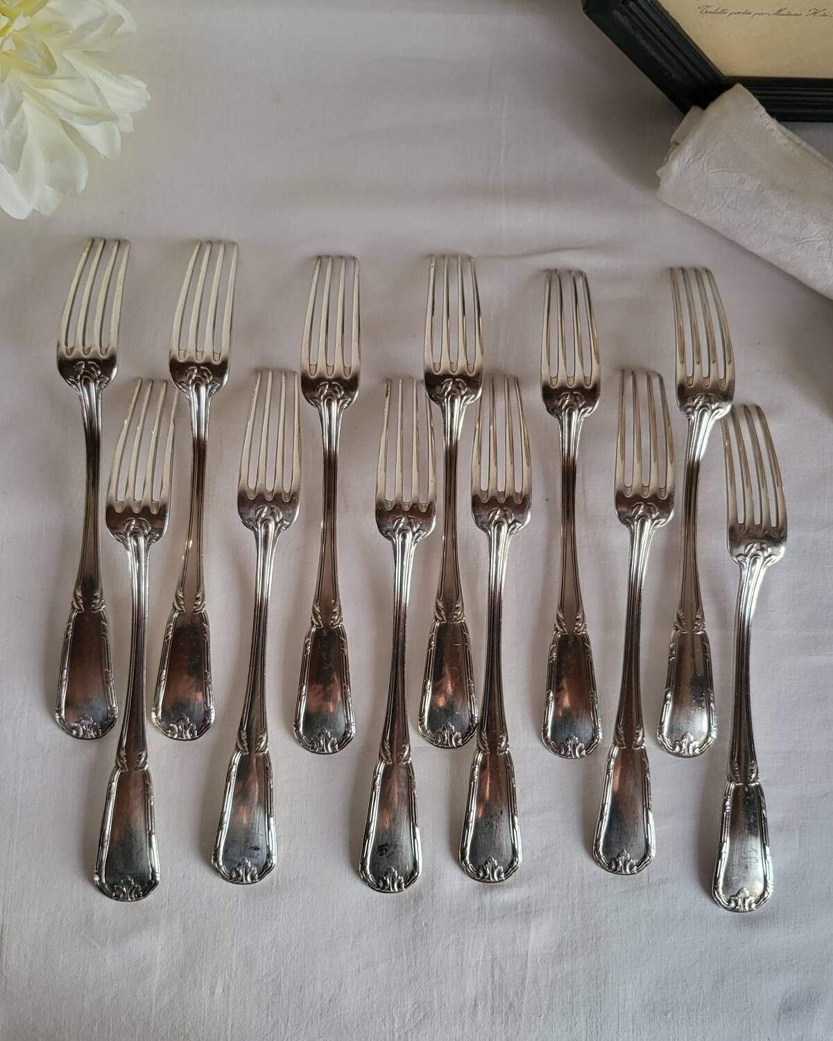 12 Fourchettes en métal argenté Boulenger Couverts de table