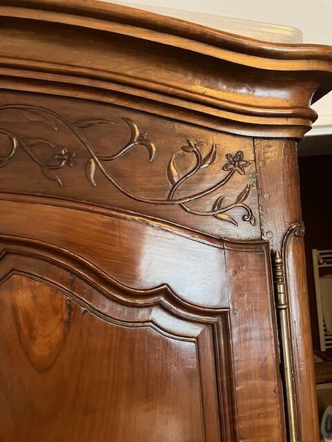 Louis XV style wardrobe