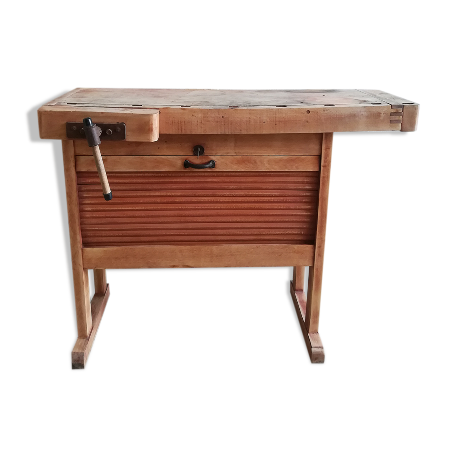 Small vintage established