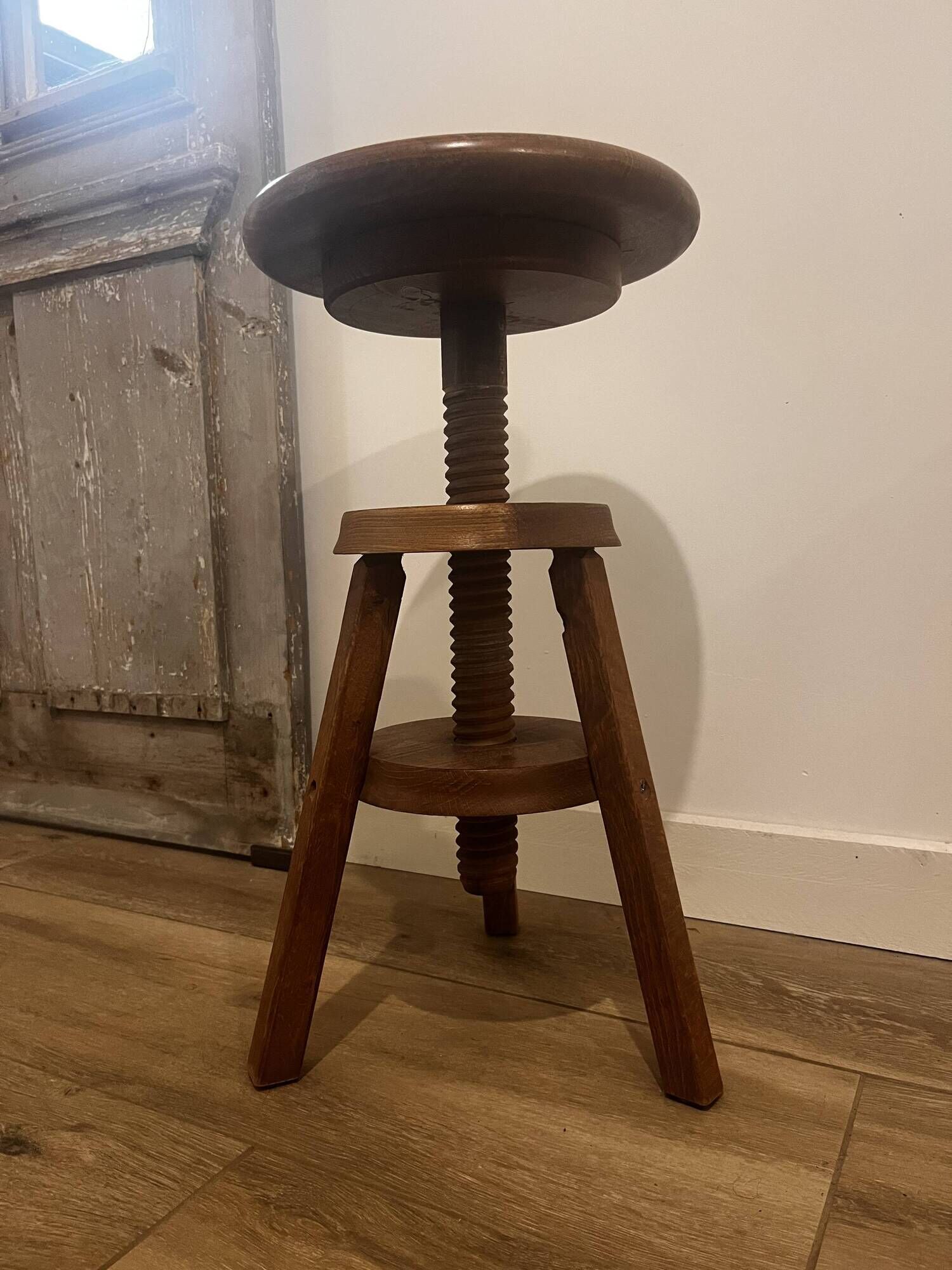 Architect's stool
