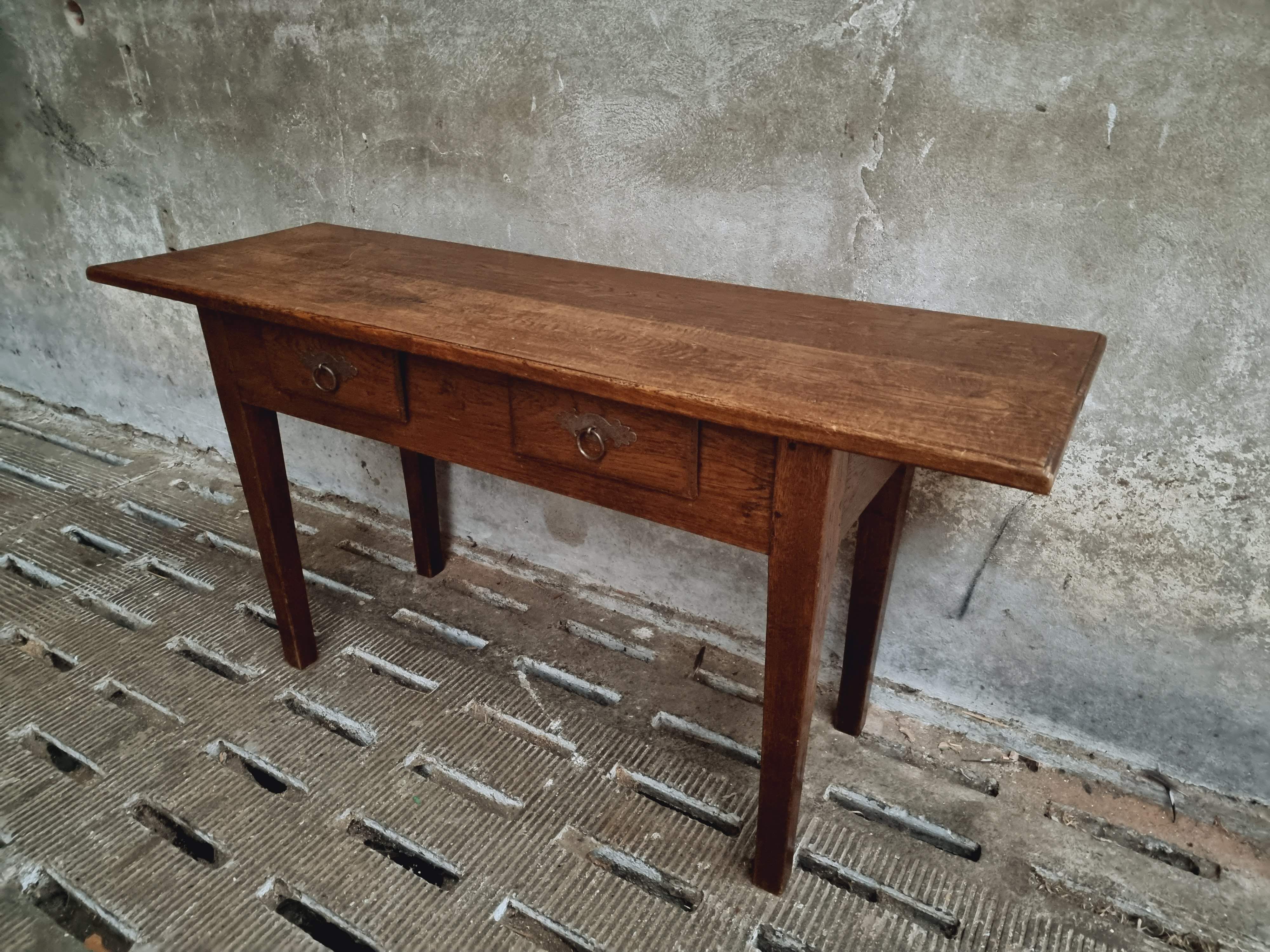 Old side table oak with drawers