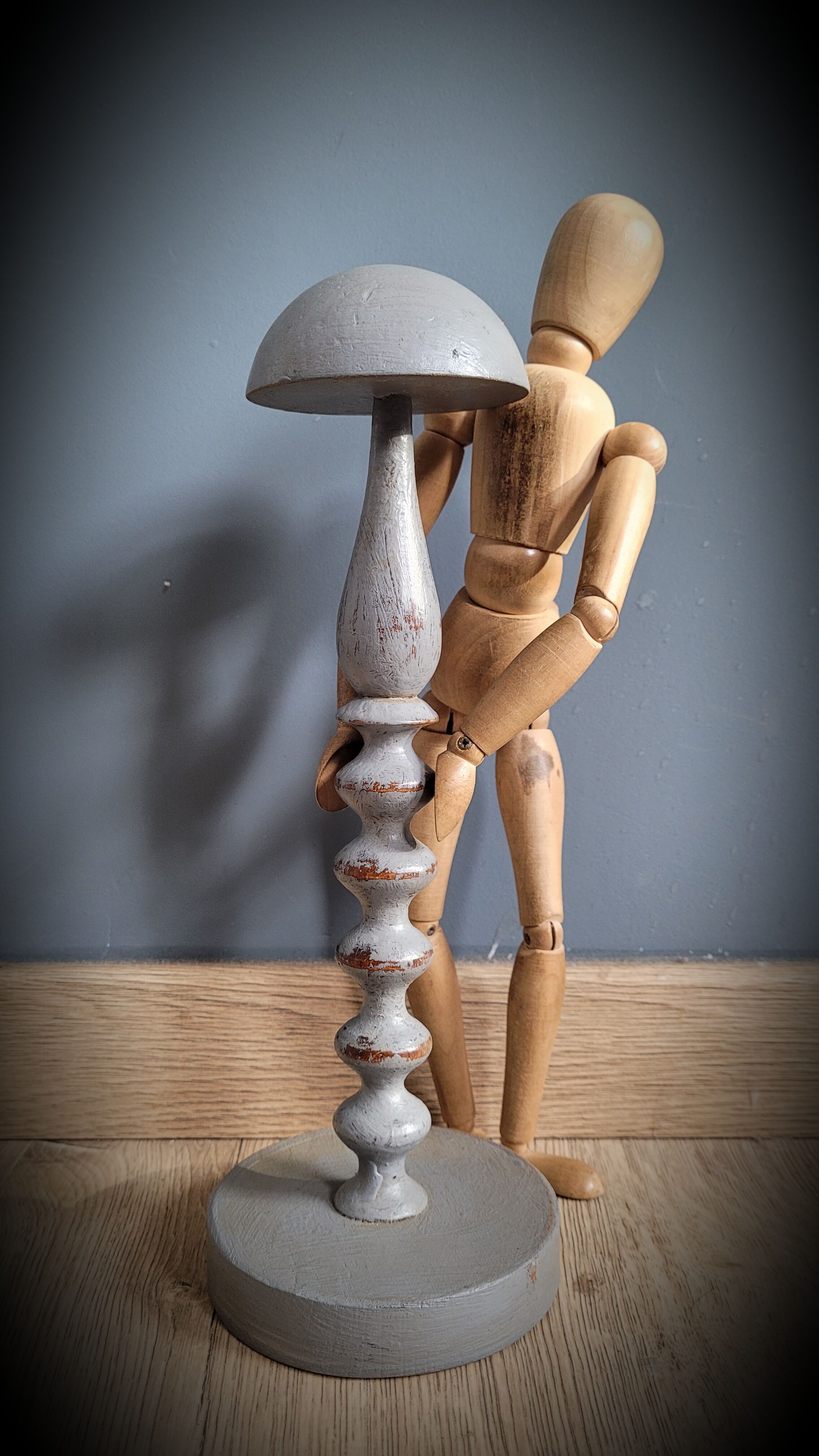 Grey wood hat holder 1