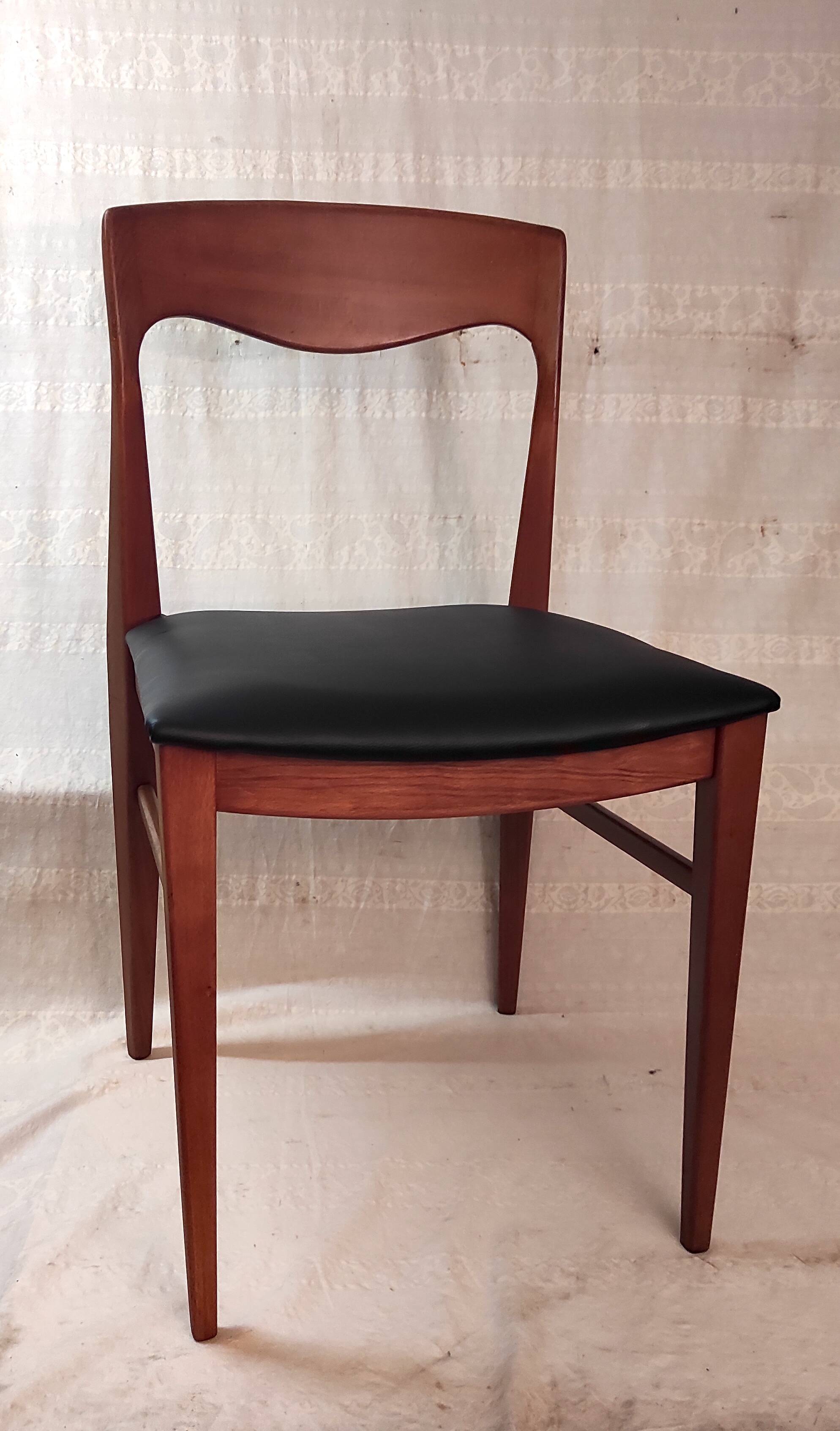 Chaise style scandinave en bois massif - années 70