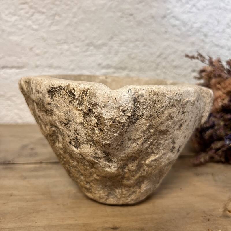 Stone mortar