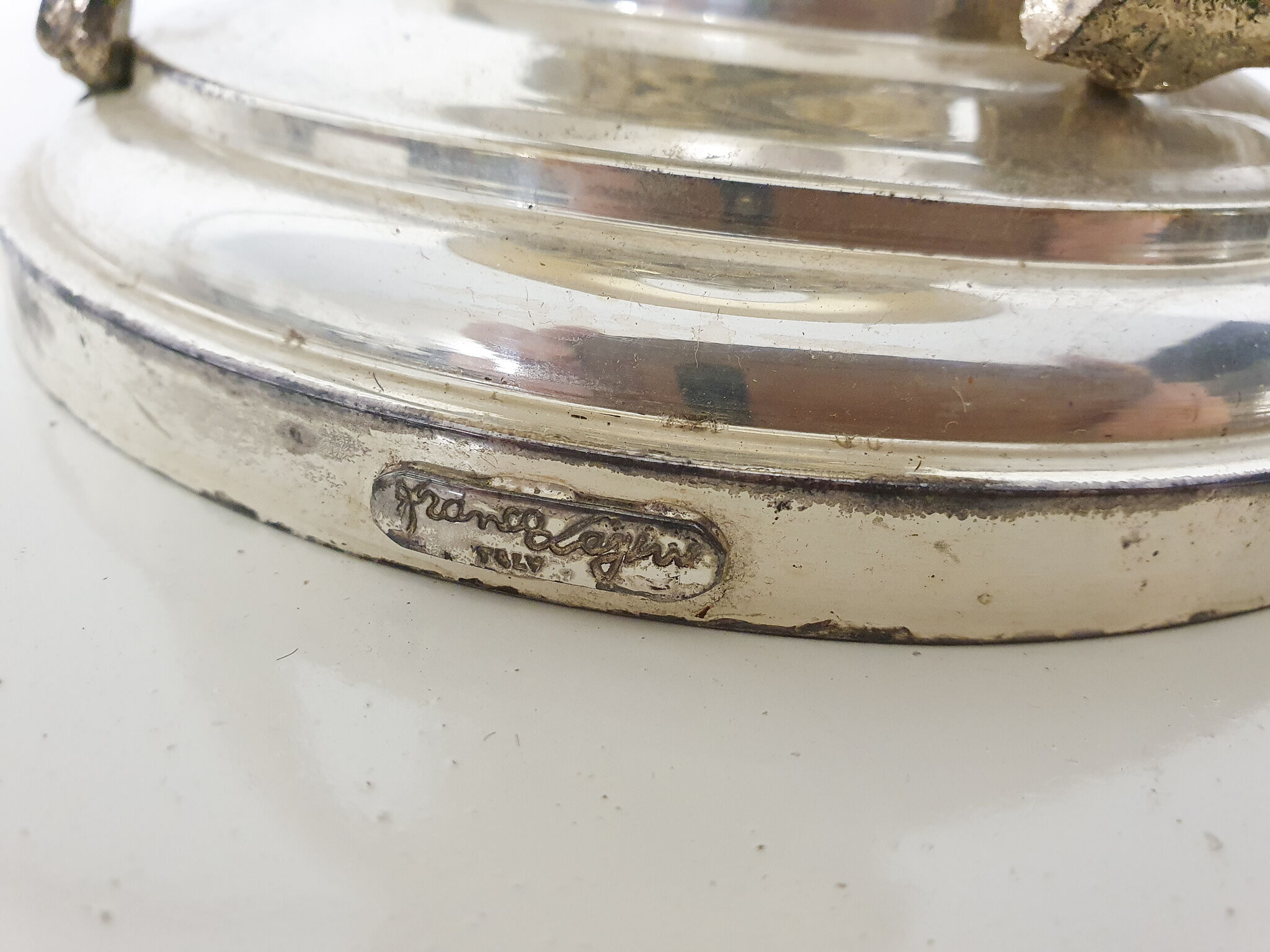 Hollywood regency pine cone table light, Italy, 1970