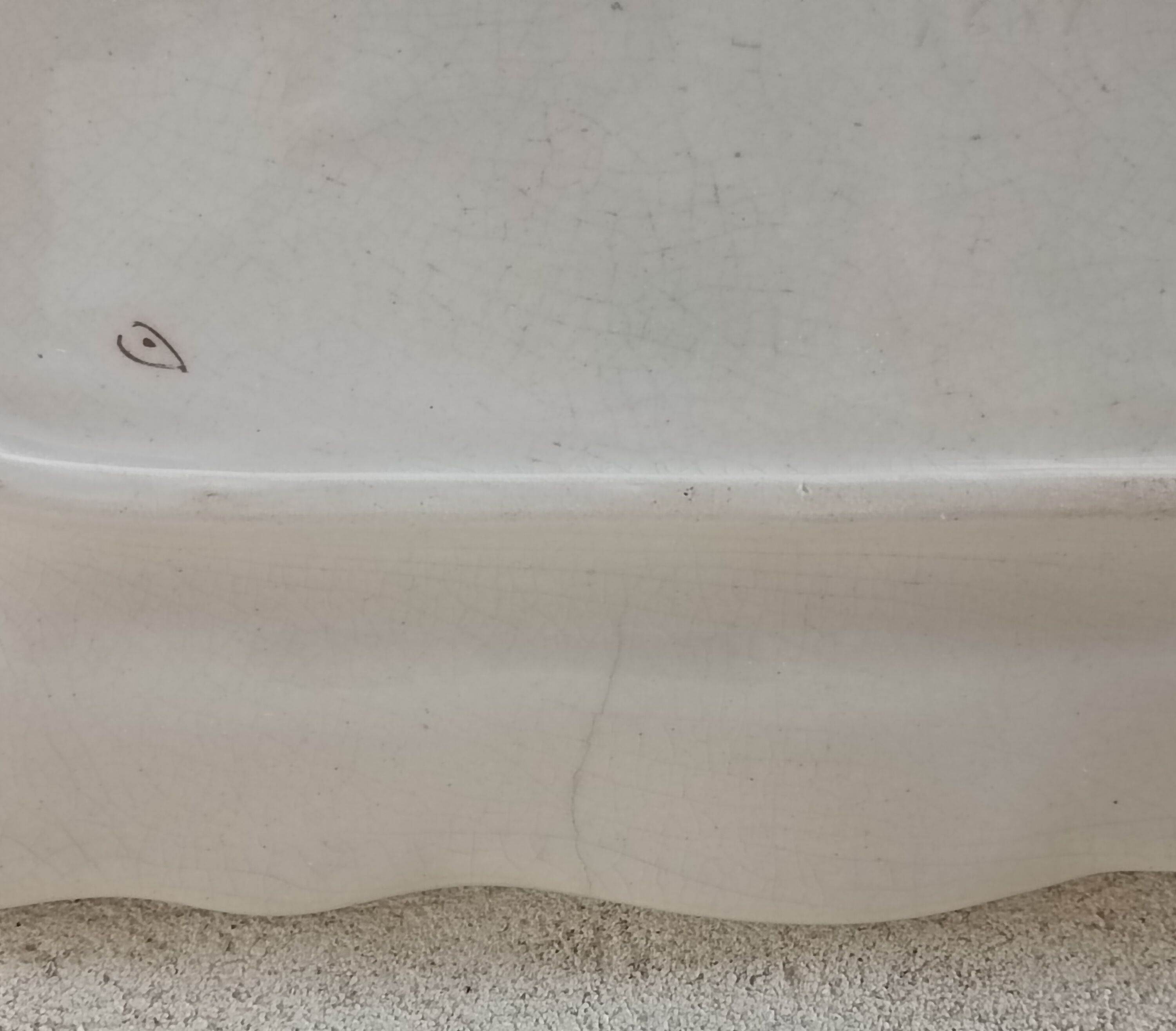 Art Nouveau dish in Fives-Lille earthenware