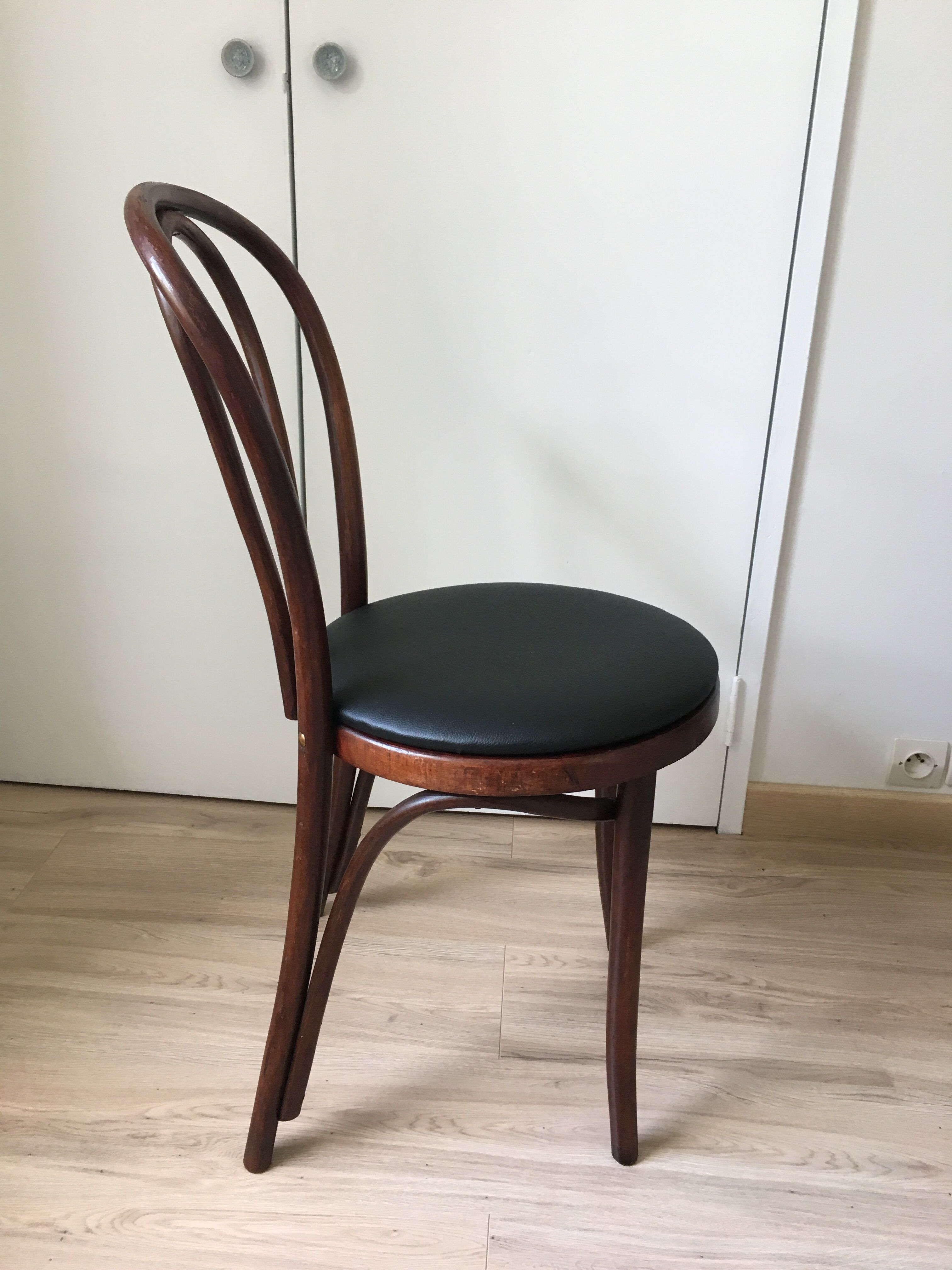 Bistro chair