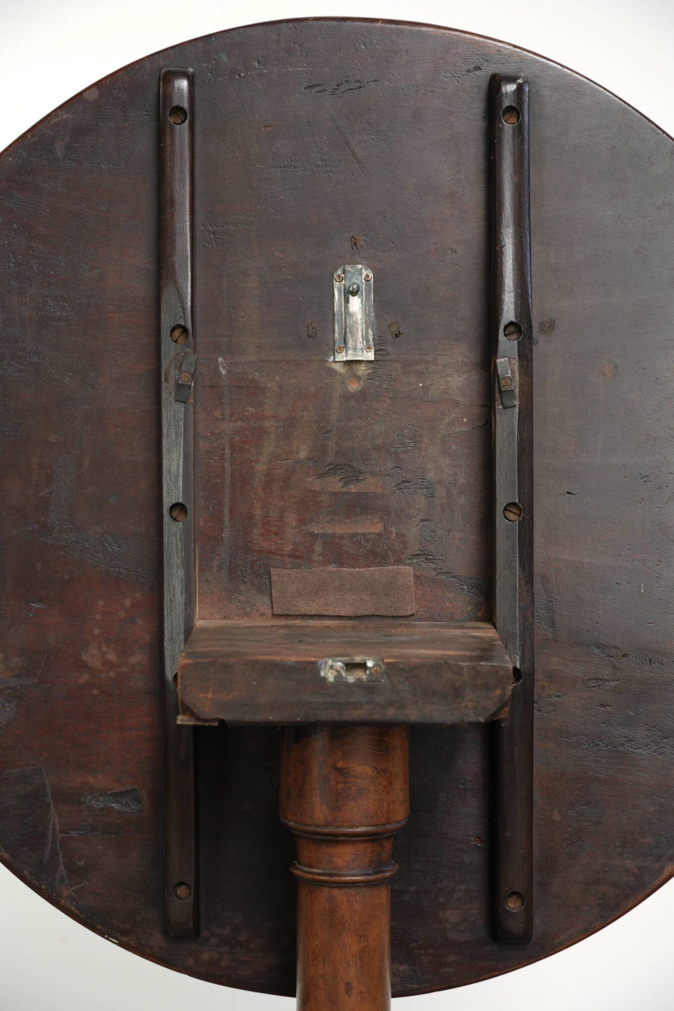 Nice antique English tilt-top table with a wonderful patina