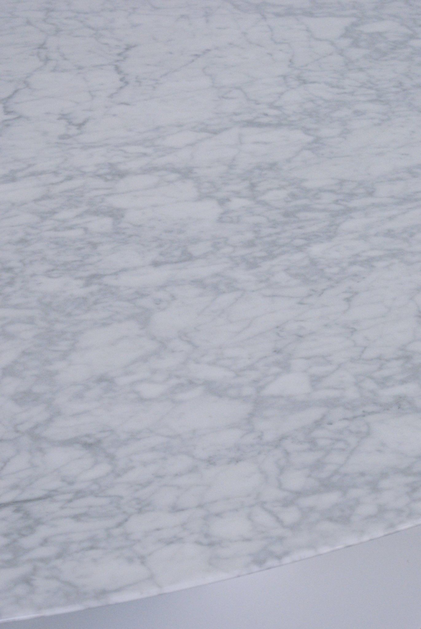 Large Oval Tulip Marble Dining Table by Eero Saarinen for Knoll