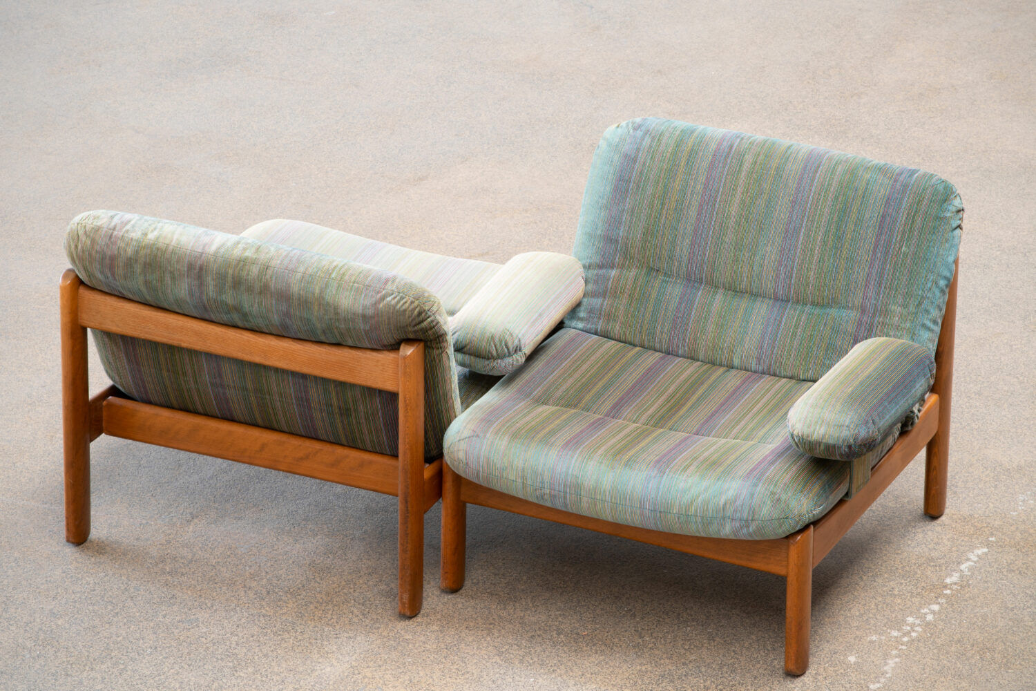 Pair of Scandinavian armchairs in teak and velvet, 1960