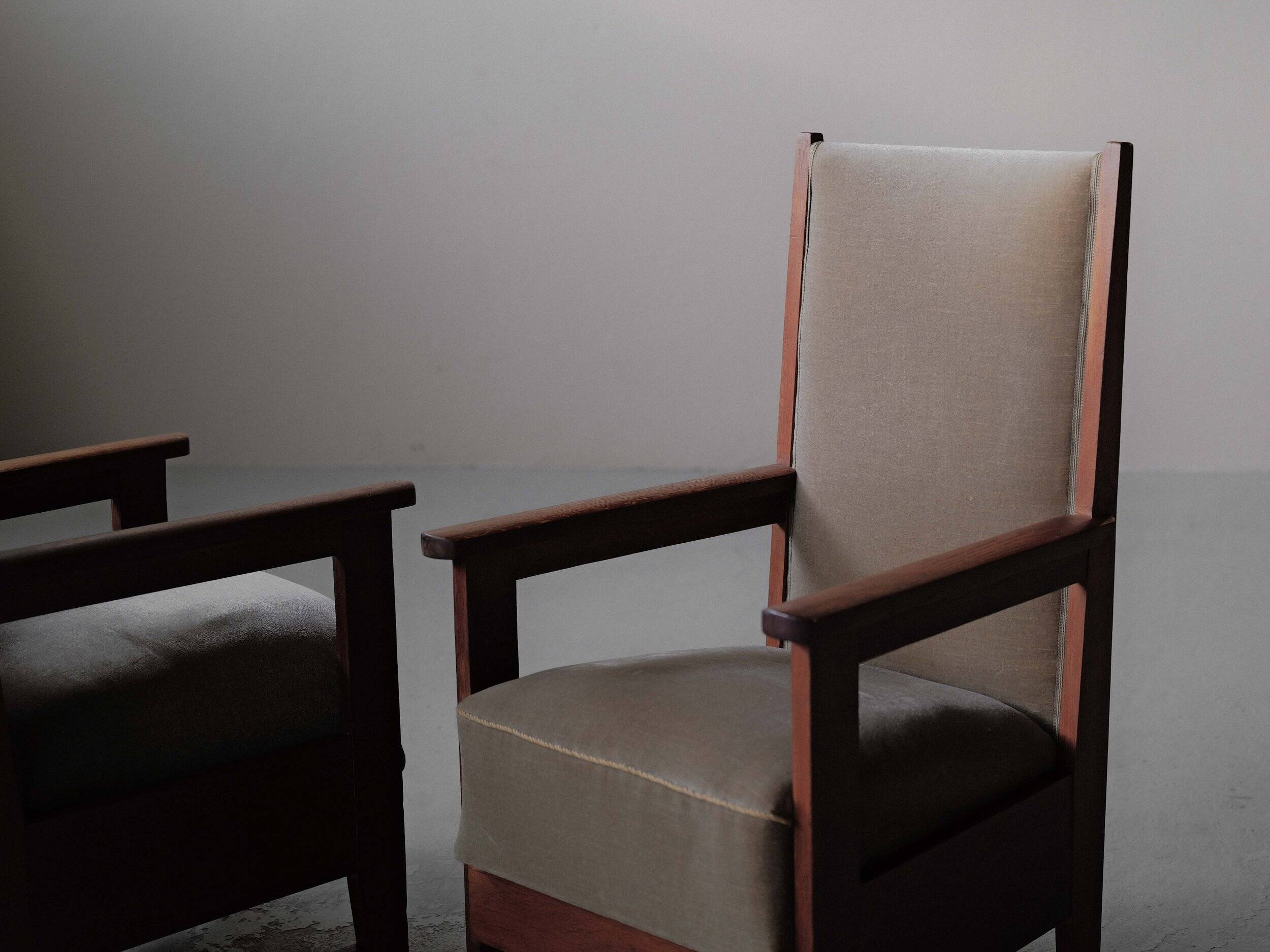 Pair of Art Deco armchairs – Amsterdam School, circa 1930