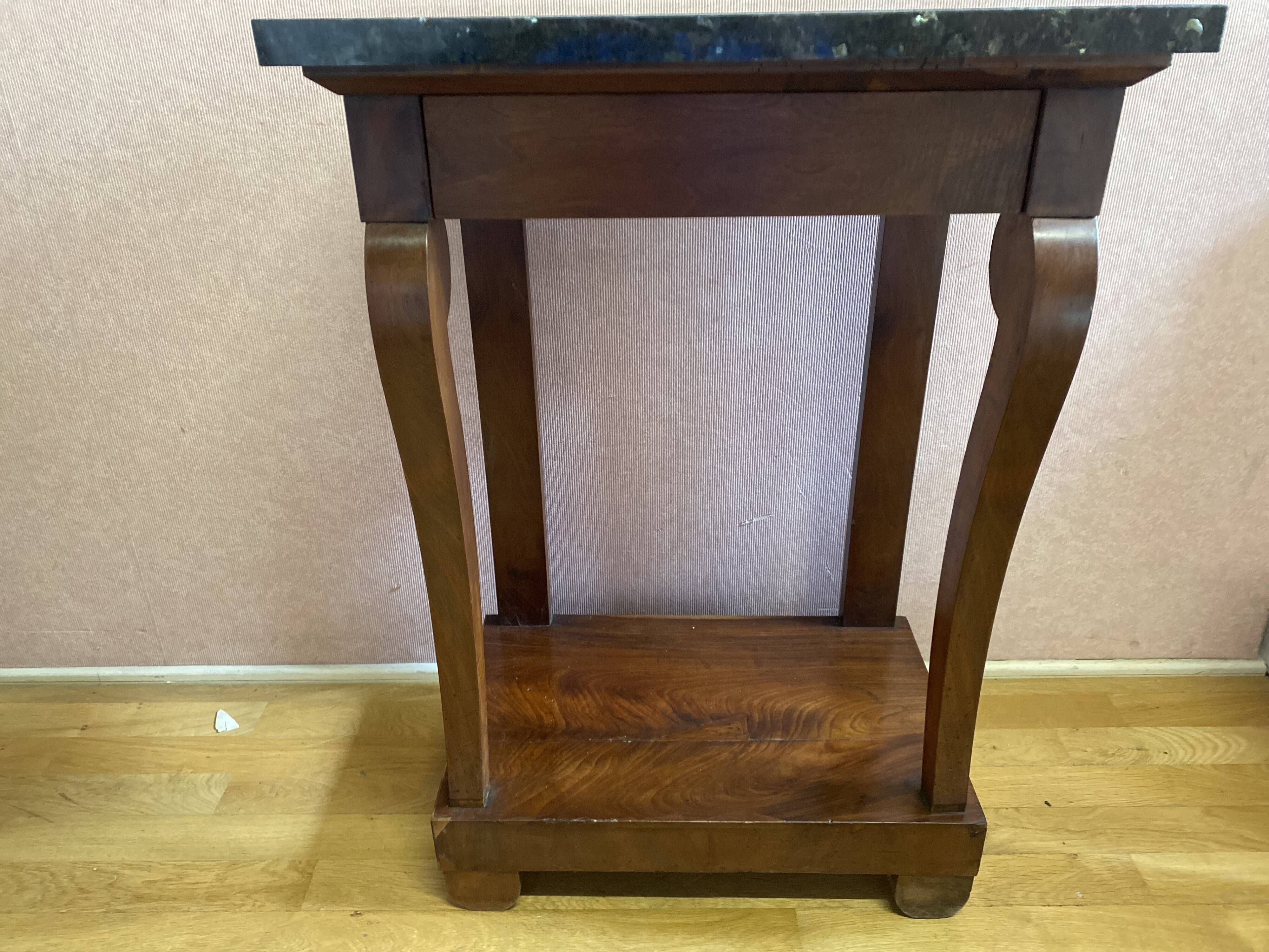 Console Restauration en placage d'acajou