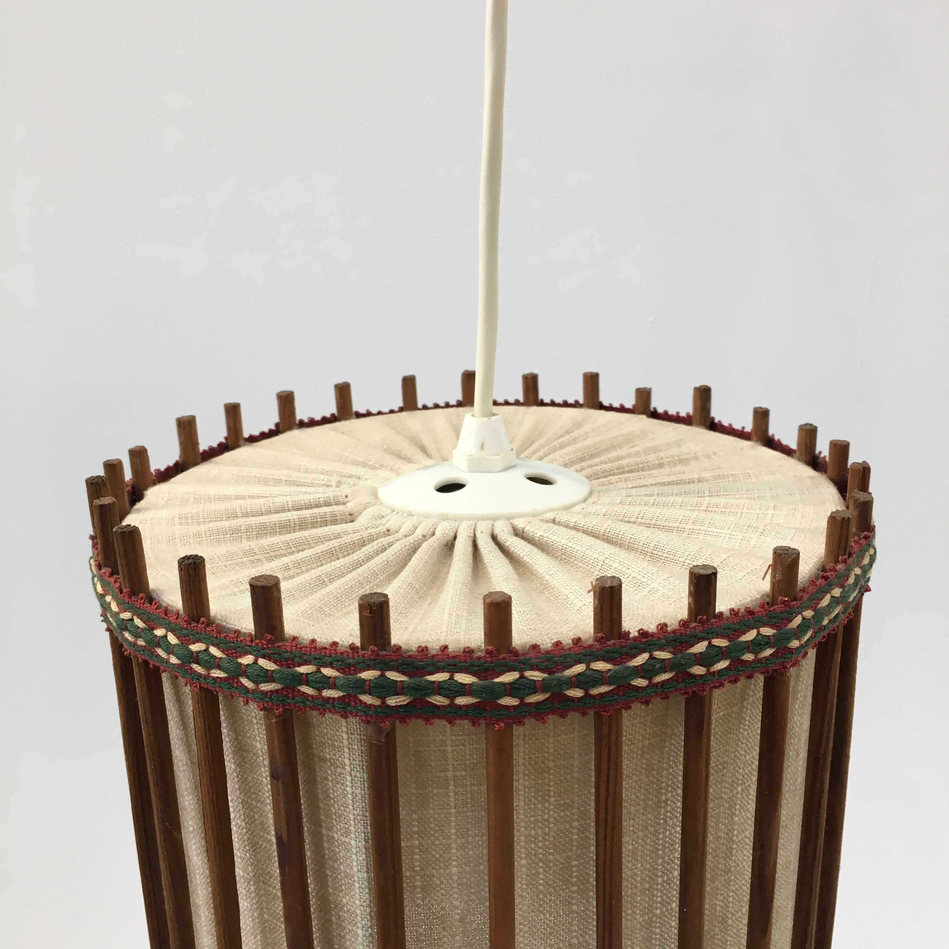Wooden pendant lamp and Scandinavian-style fabric