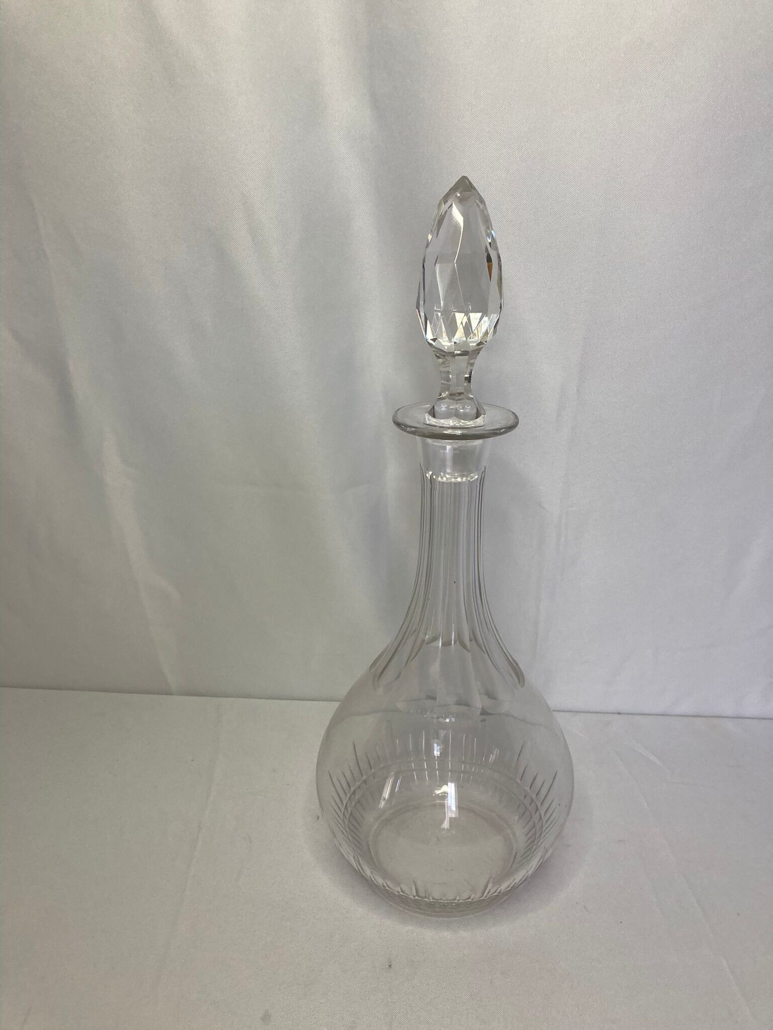2211785 Old crystal decanter cap facets XXth