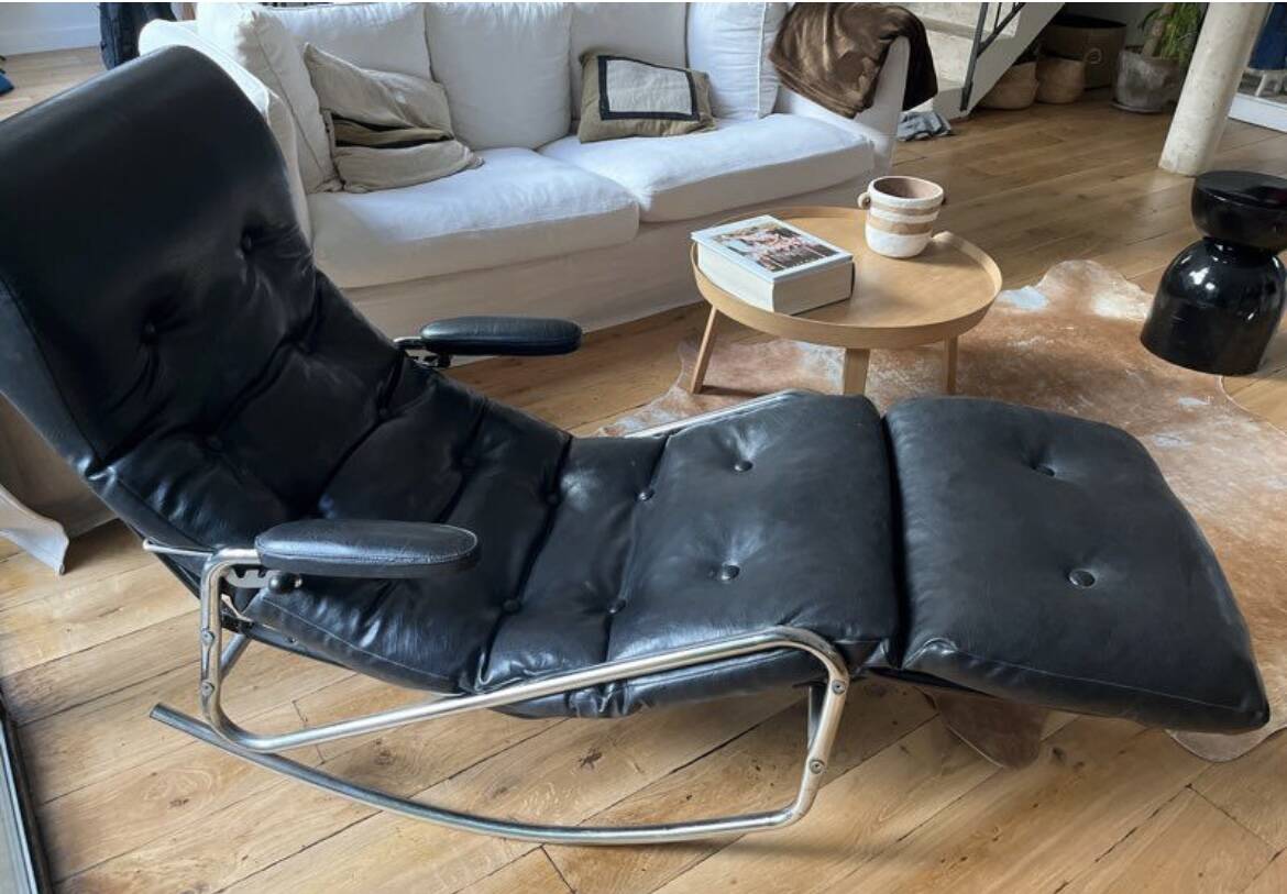 Fauteuil à bascule en cuir noir, Banmüller