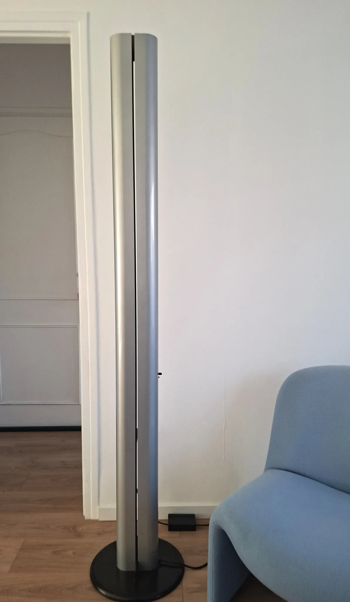 Megarón floor lamp Artemide