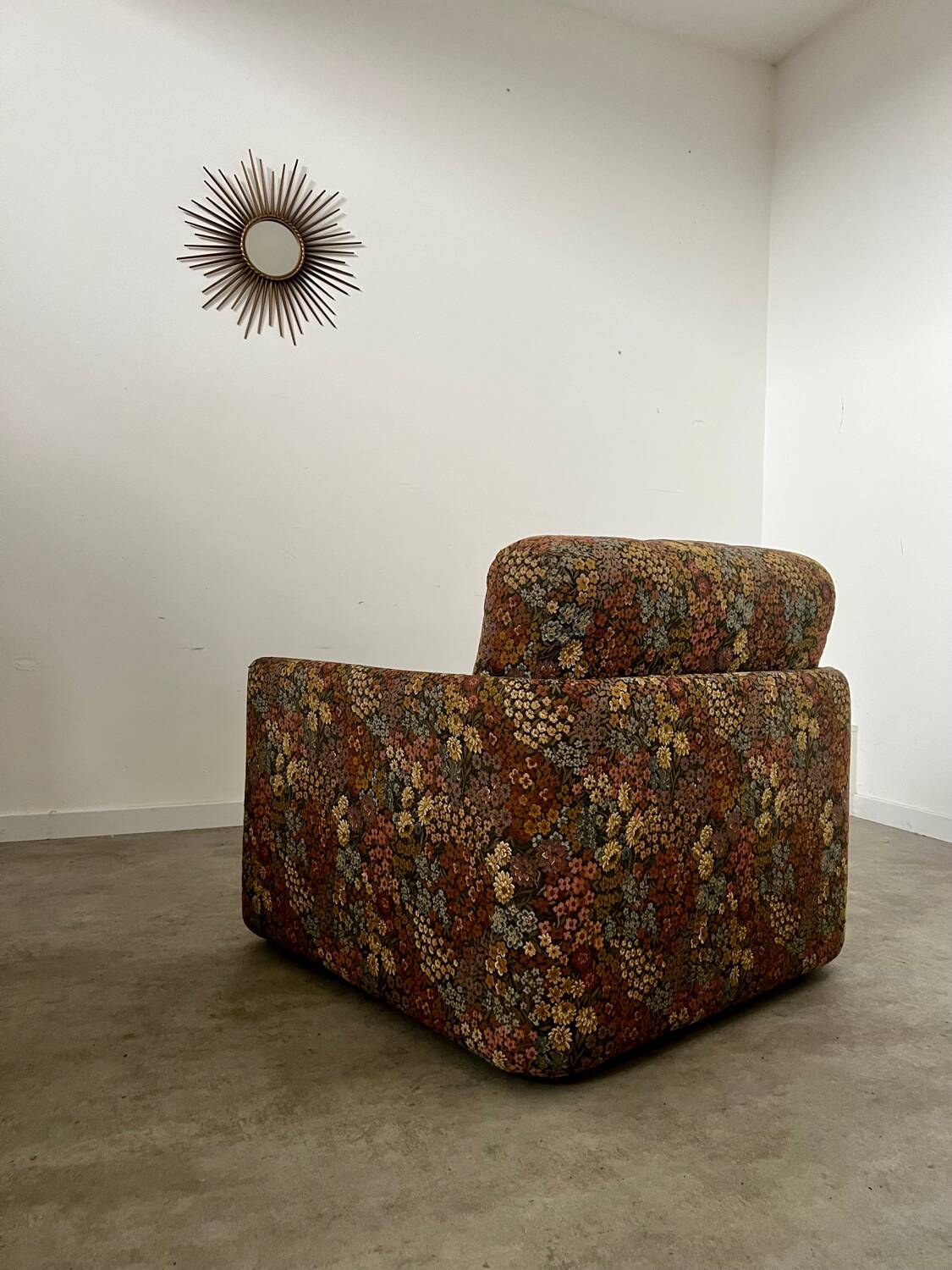 Old floral pattern armchair design Wittmann Austria Josef Hauffmann vintage