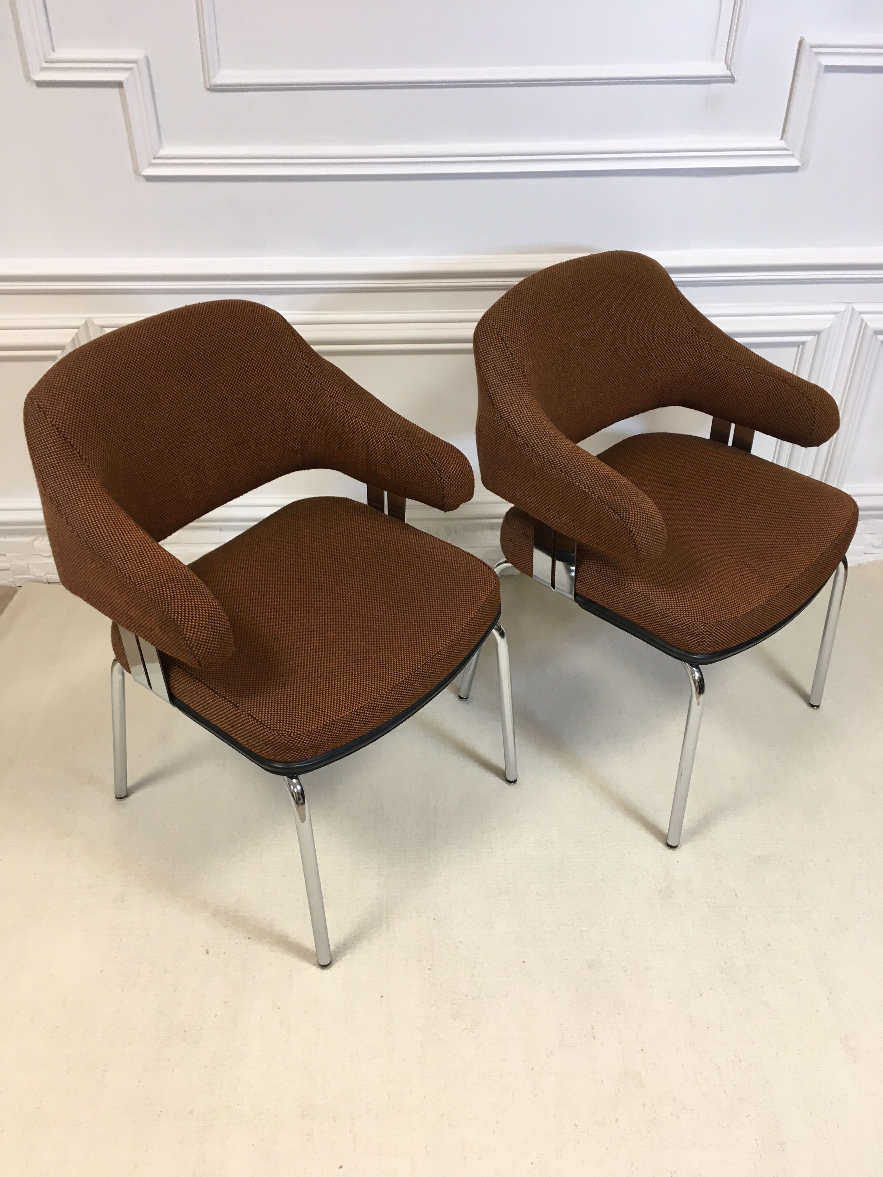 Paire de fauteuils conférence vintage