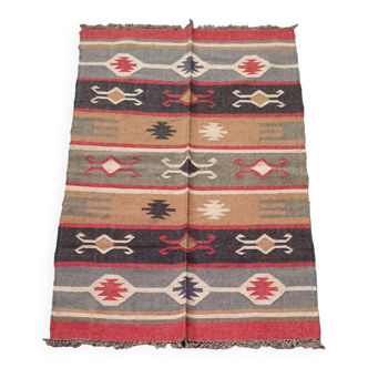 Kilim rug in jute and cotton. 125cm x 195cm