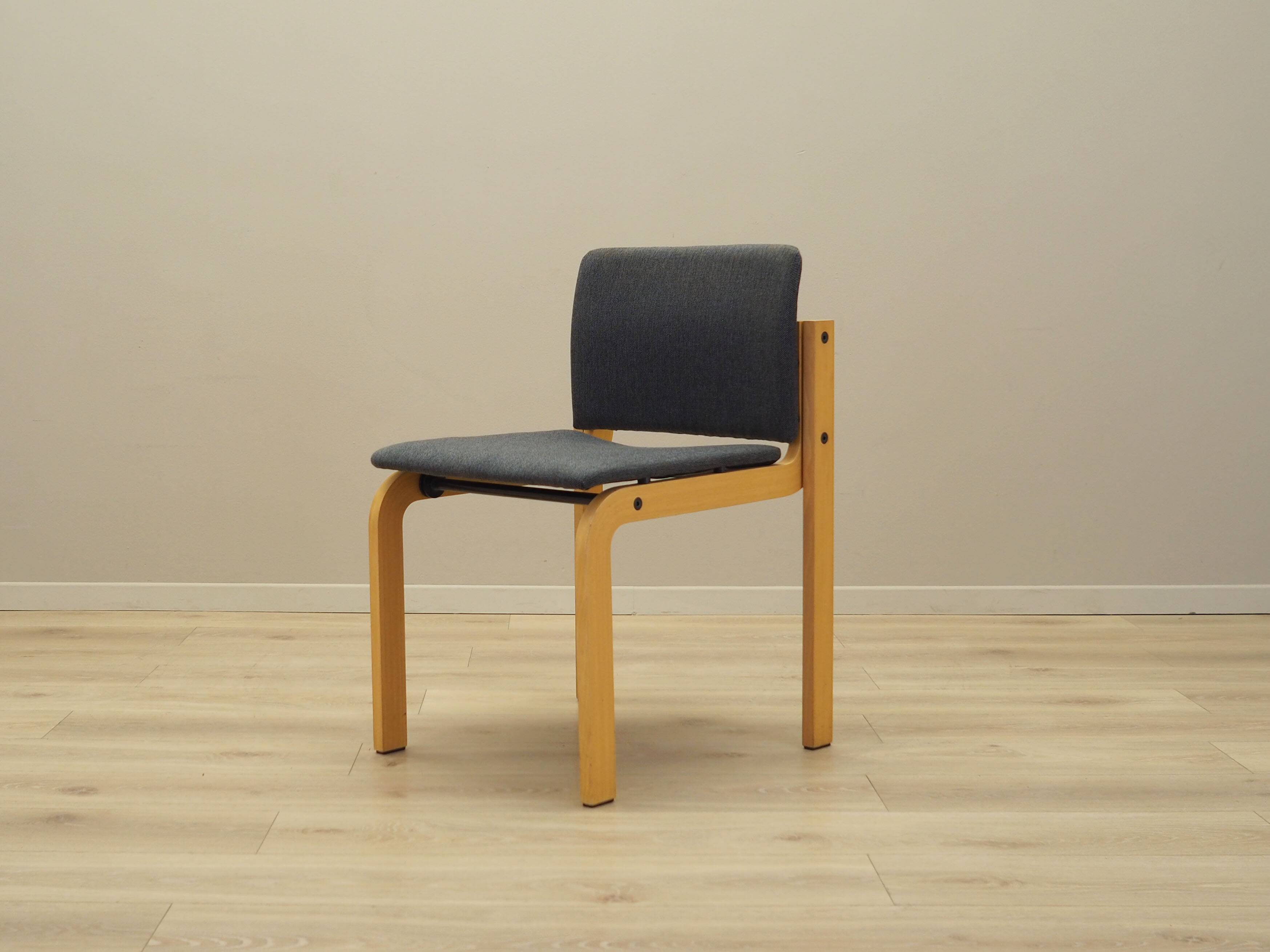 Ensemble de six chaises, design danois, années 1980, édition : Fritz Hansen