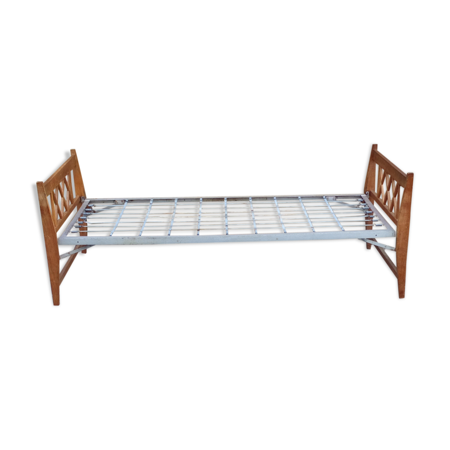 Foldable oak bed,1950