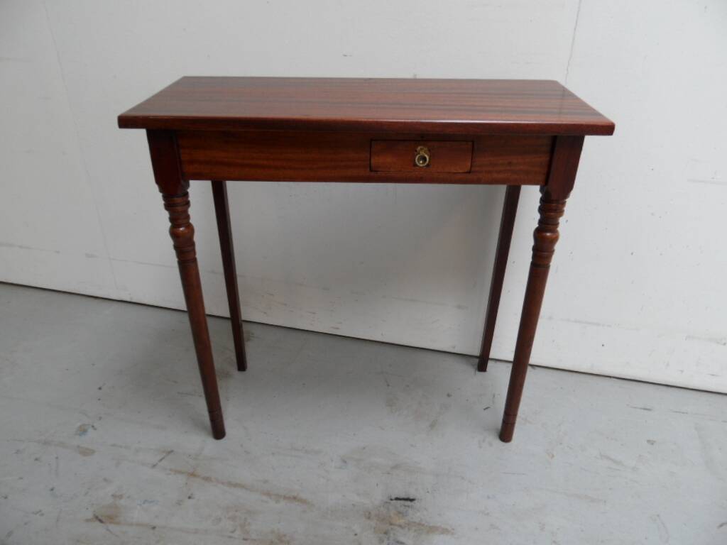 Antique mahogany sidetable
