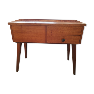 Furniture with work design compass feet