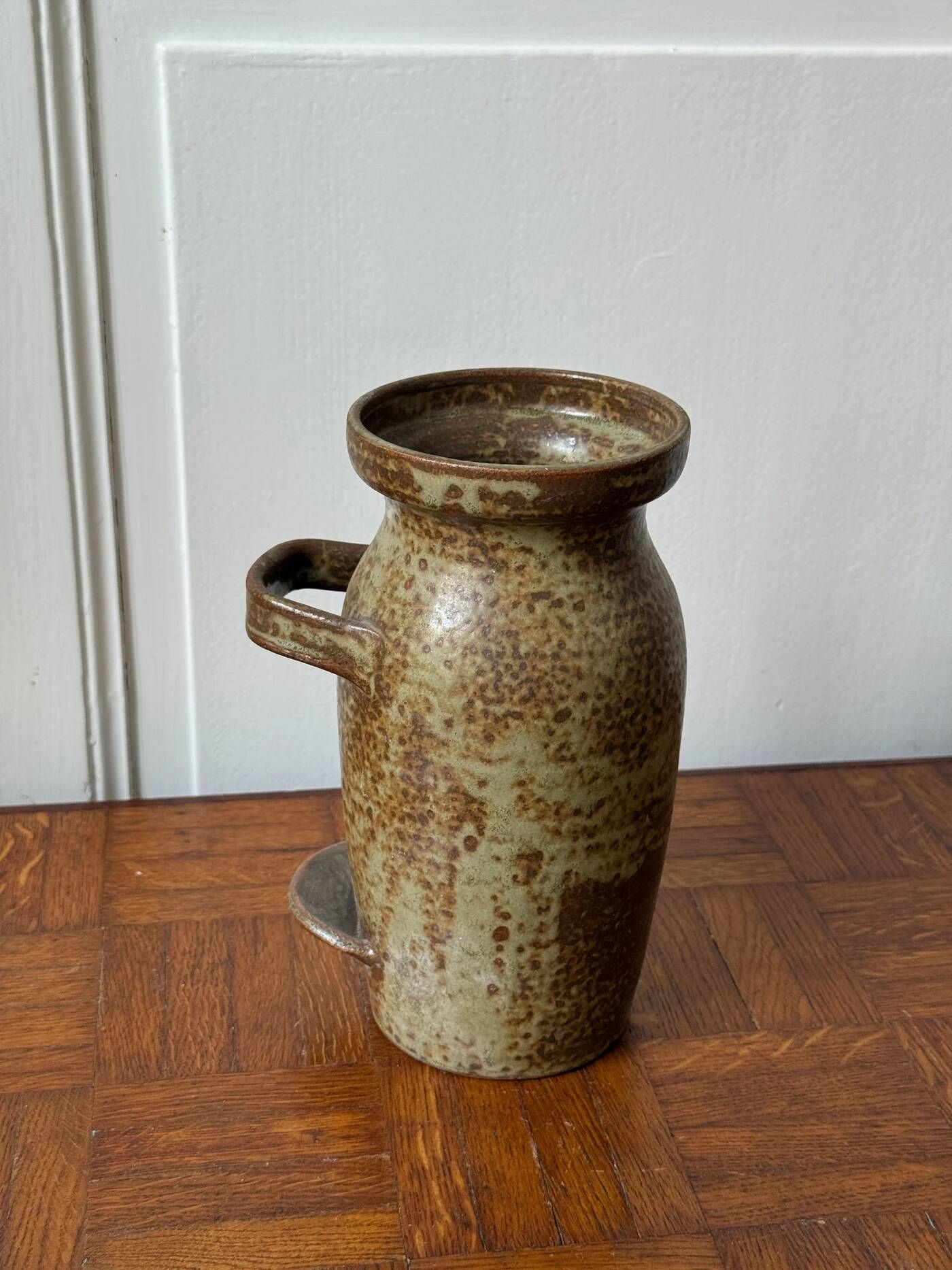 Speckled stoneware vase with double handles