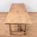 Farm table