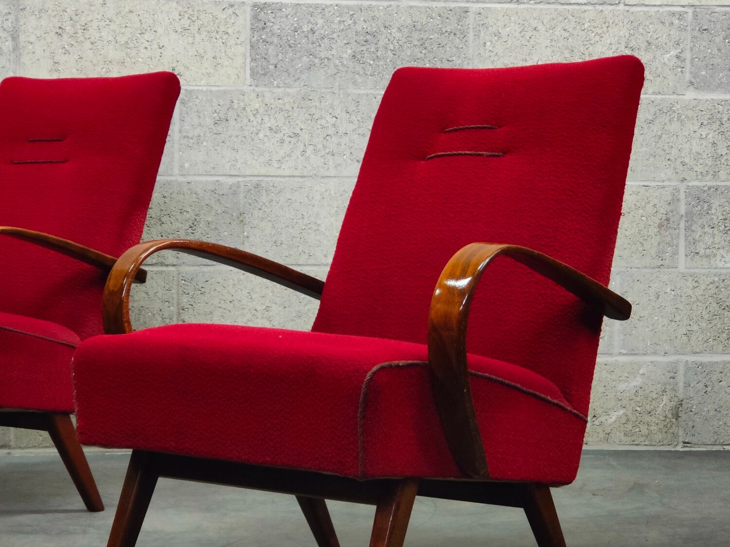 Pair of armchairs 6952 by Jaroslav Smidek for Ton, ex Czechoslovakia