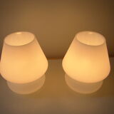 Lampes blanches vintages SCE