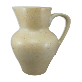 Pitcher jug in terracotta