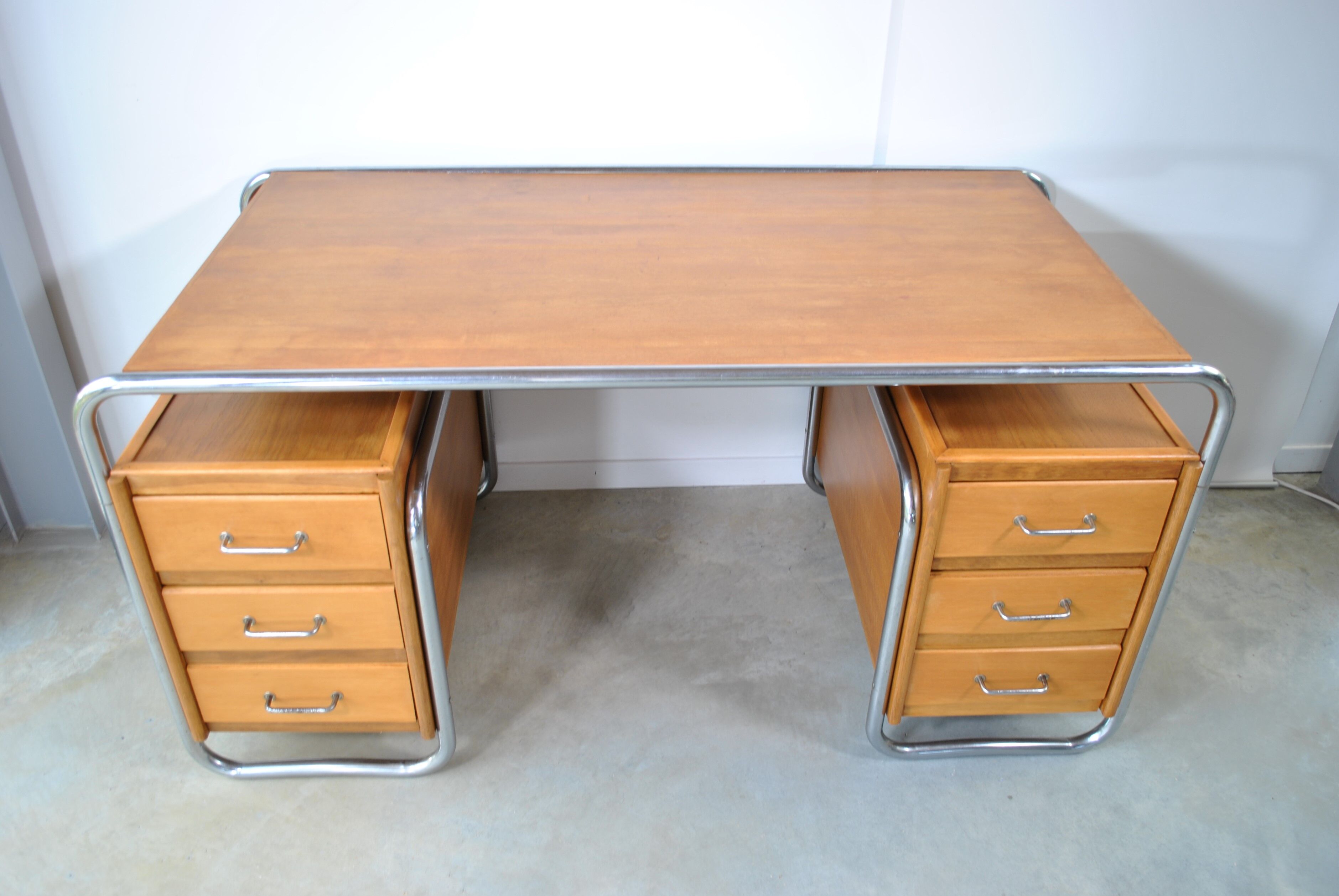 Office 1950
